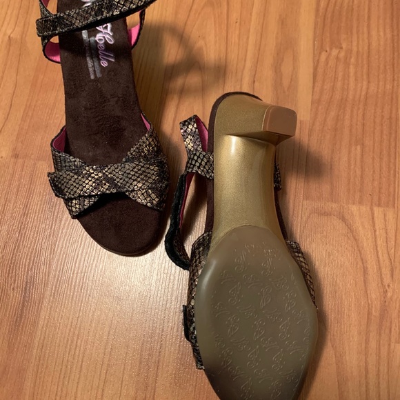 Brand New Made in Spain - Picture 3 of 3